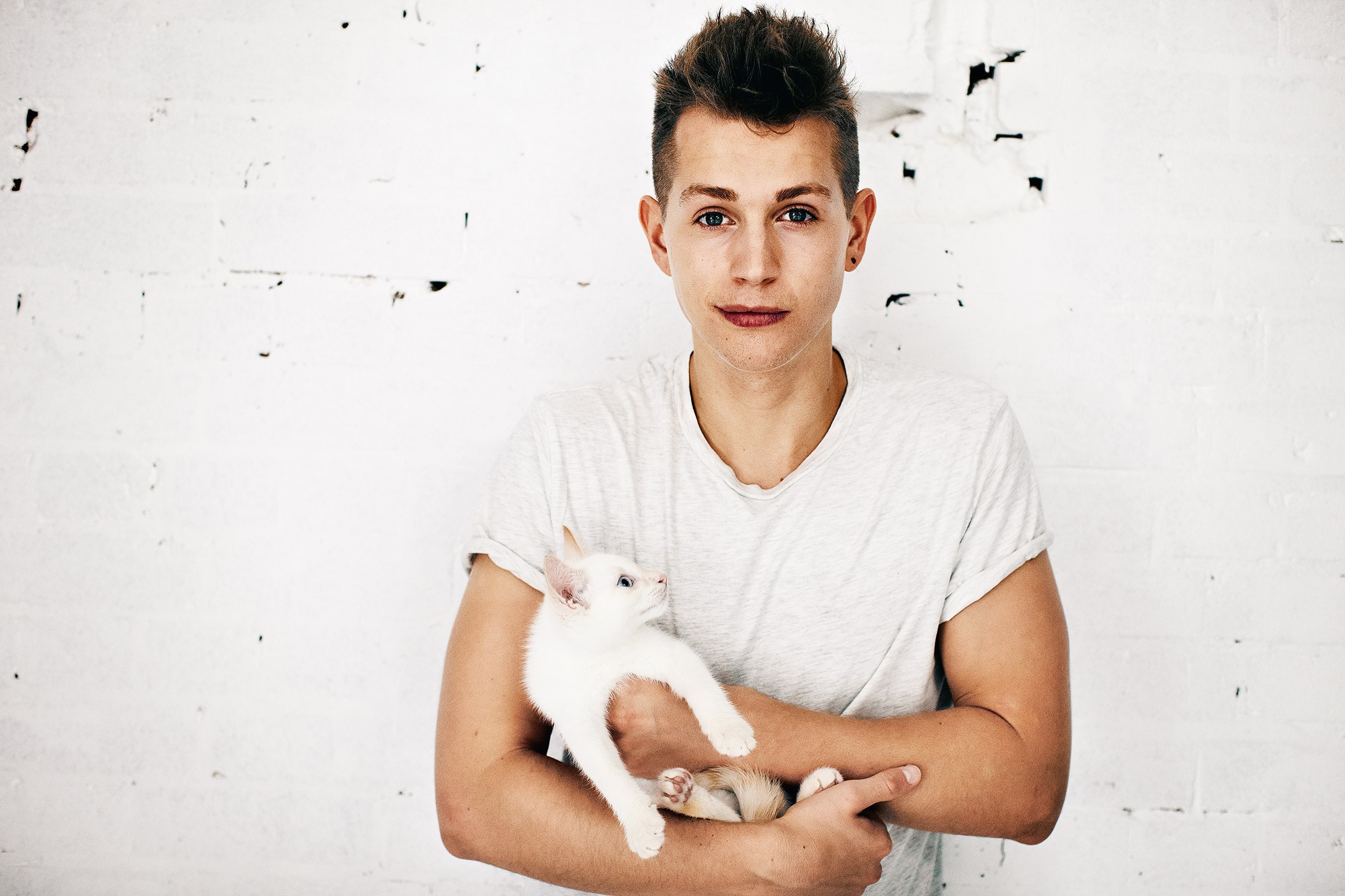 james-the-vamps-peta-campaign-ruth-rose-3